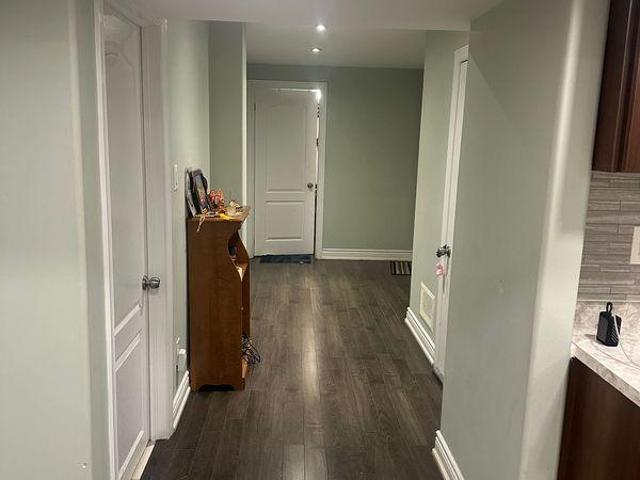 For Rent 1 Bedroom Shared Living/roommate Brampton ON DS97421203