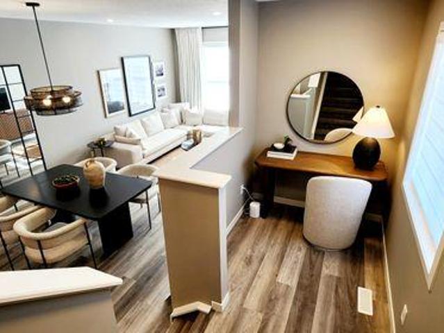 For Rent 1 Bedroom Shared Living/roommate Calgary AB DS97417970