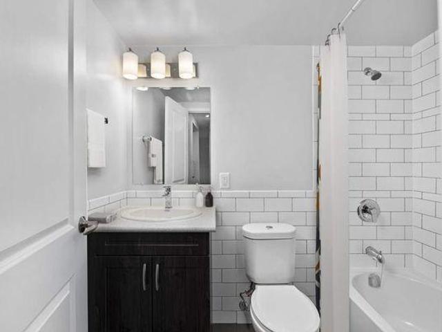 For Rent 1 Bedroom Shared Living/roommate Guelph ON DS96648687