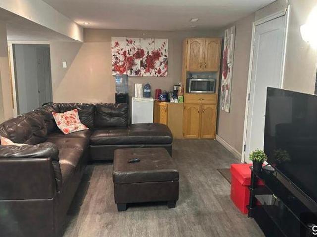 For Rent 1 Bedroom Shared Living/roommate Gatineau QC DS97420887