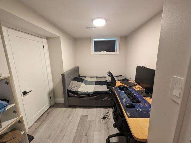 For Rent 1 Bedroom Shared Living/roommate Hamilton ON DS97413873