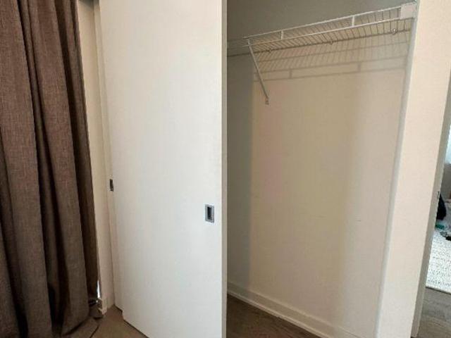For Rent 1 Bedroom Shared Living/roommate Kitchener ON DS96647781