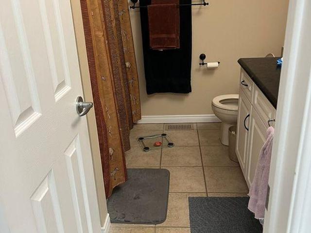 For Rent 1 Bedroom Shared Living/roommate Kitchener ON DS97419479