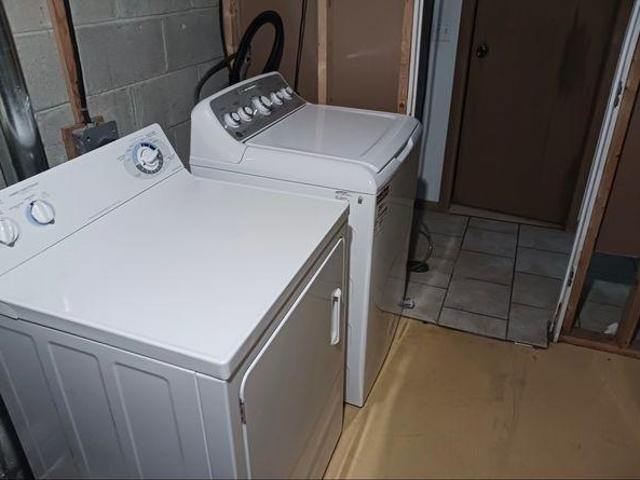 For Rent 1 Bedroom Shared Living/roommate Peterborough ON DLS97420397