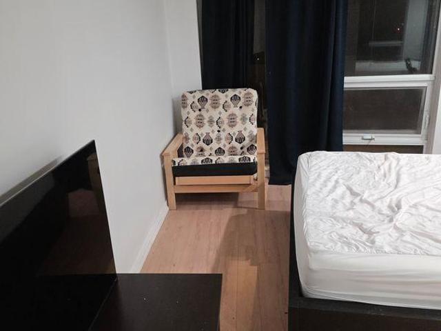 For Rent 1 Bedroom Shared Living/roommate Toronto ON DLS91232013