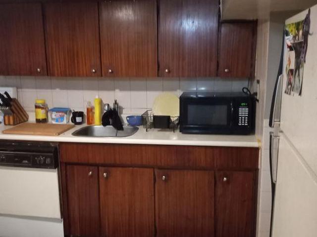 For Rent 1 Bedroom Shared Living/roommate Toronto ON DLS96647332