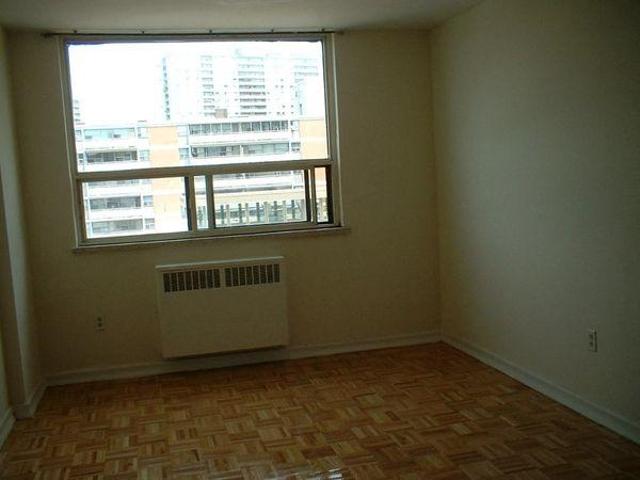 For Rent 1 Bedroom Shared Living/roommate Toronto ON DLS97417595