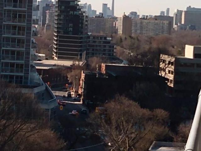 For Rent 1 Bedroom Shared Living/roommate Toronto ON DLS97421997