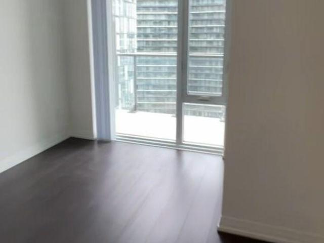 For Rent 1 Bedroom Shared Living/roommate Toronto ON DS91232735