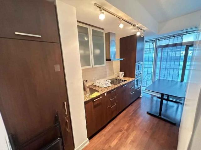 For Rent 1 Bedroom Shared Living/roommate Toronto Toronto DLS90545197