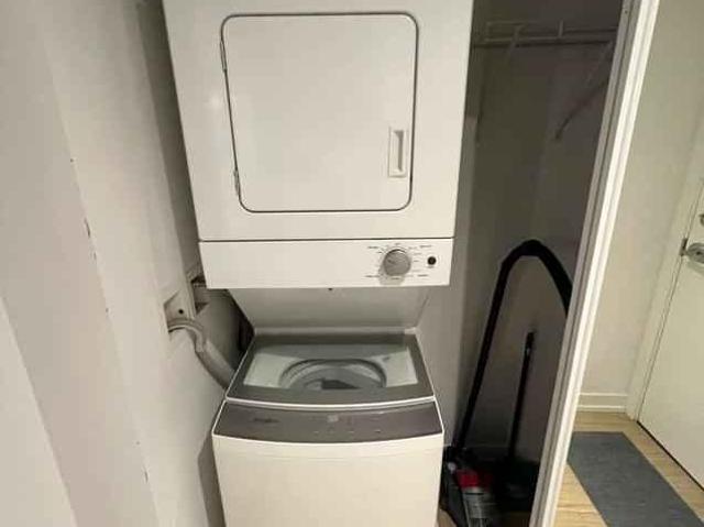 For Rent 1 Bedroom Shared Living/roommate Toronto Toronto DS97771847