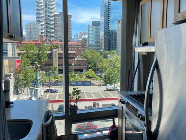 For Rent 1 Bedroom Shared Living/roommate Vancouver BC DLS97415115