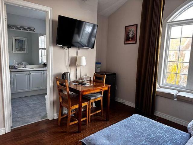 For Rent 1 Bedroom Shared Living/roommate Vaughan ON DLS97421812