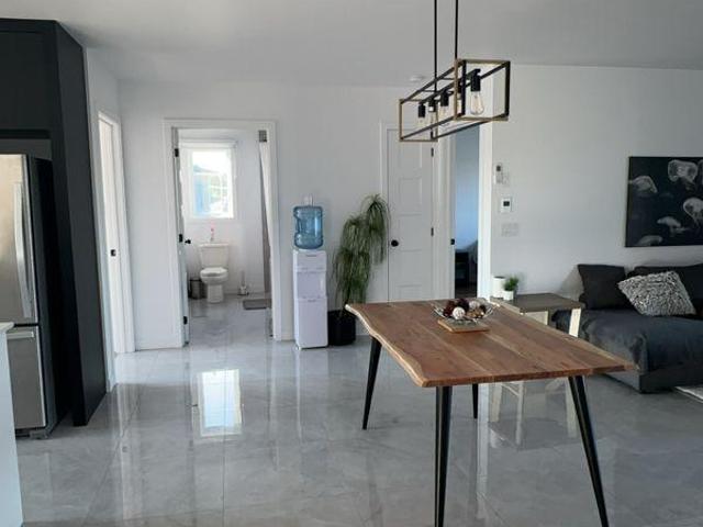 For Rent 1 Bedroom Shared Living/roommate Victoriaville QC DS97418239