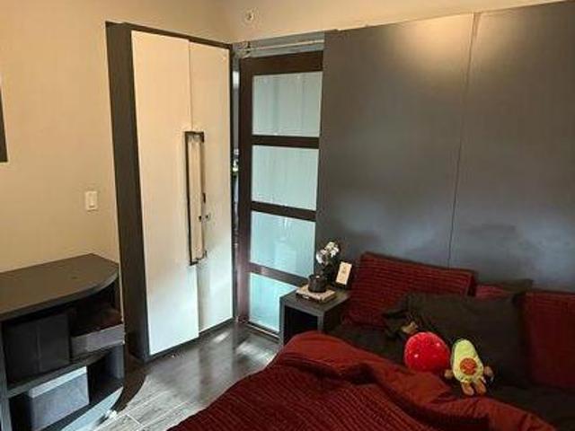 For Rent 1 Bedroom Shared Living/roommate Waterloo ON DS97421960