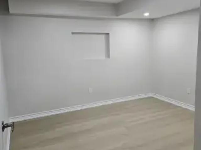 For Rent 1 Bedroom Townhouse Niagara Falls ON DS102883633