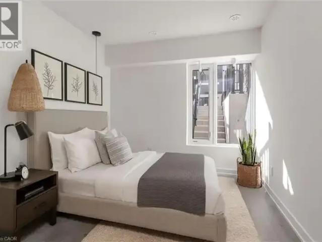 For Rent 1 Bedroom Townhouse Burlington ON DS101186180