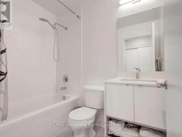 For Rent 1 Bedroom Townhouse Burlington ON DS102578712