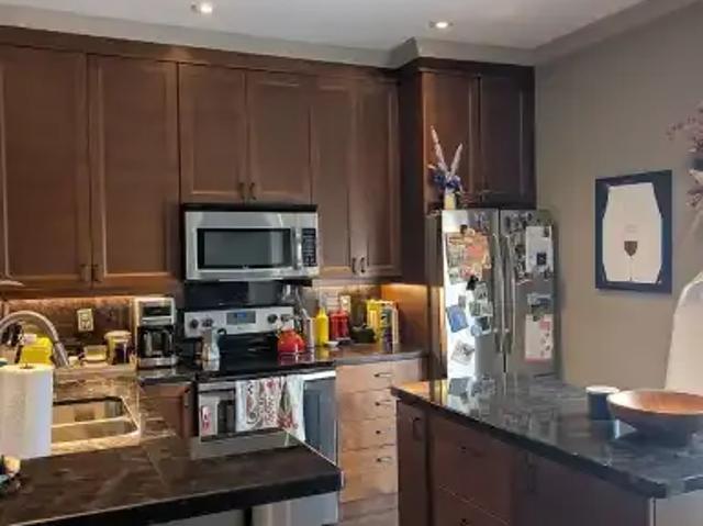 For Rent 1 Bedroom Townhouse Calgary AB DS104681815