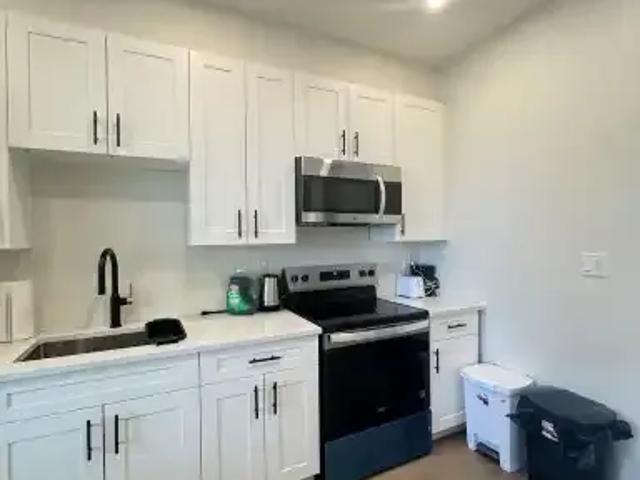 For Rent 1 Bedroom Townhouse Edmonton AB DS104179537