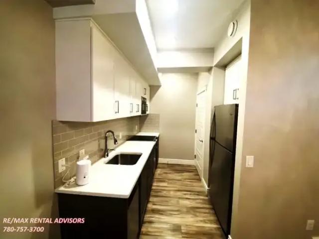 For Rent 1 Bedroom Townhouse Edmonton AB DS105023332