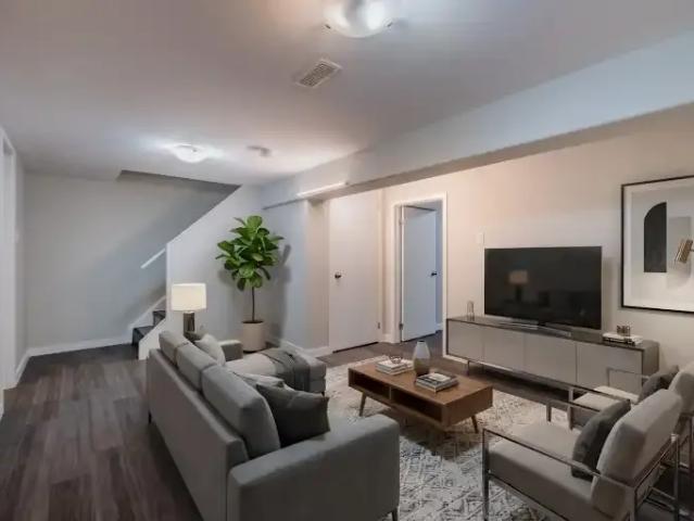 For Rent 1 Bedroom Townhouse Kitchener ON DS100759687