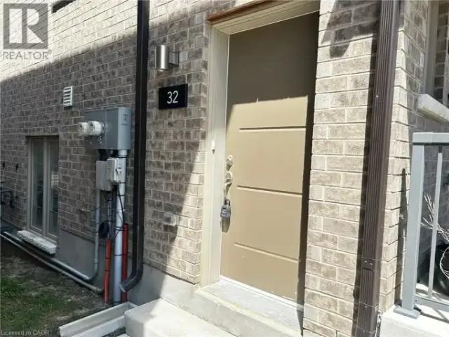 For Rent 1 Bedroom Townhouse Kitchener ON DS102578800