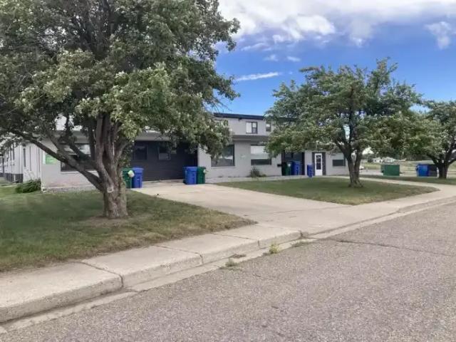 For Rent 1 Bedroom Townhouse Lethbridge AB DLS102882949
