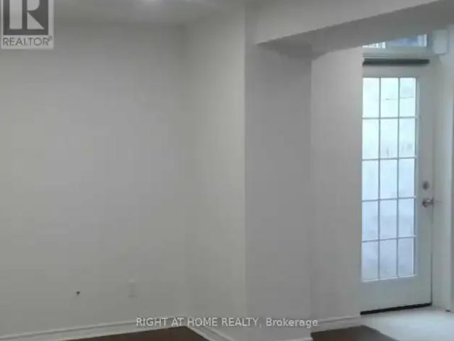 For Rent 1 Bedroom Townhouse Richmond Hill ON DS104794787