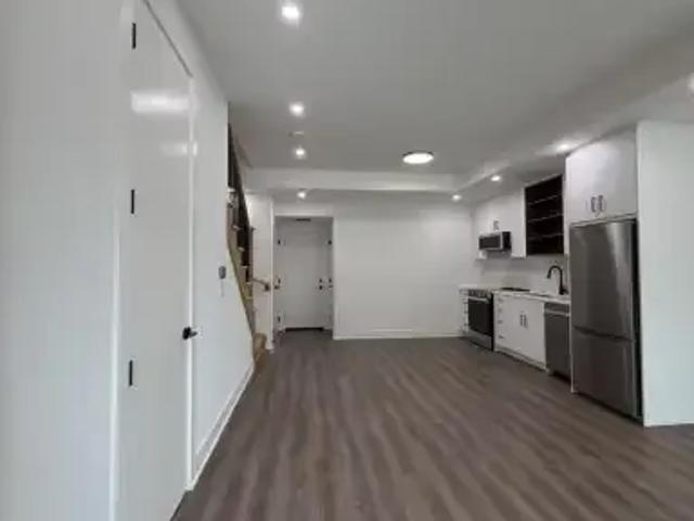 For Rent 1 Bedroom Townhouse St. Catharines ON DS104257489