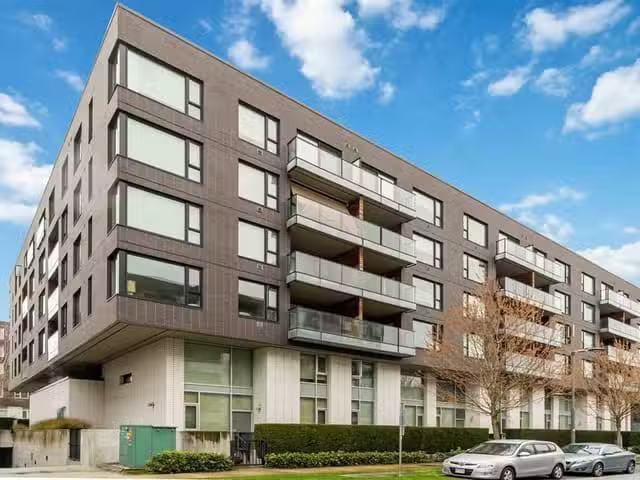 Nice 1 BR Apartment for rent in Vancouver, Vancouver West, 305.