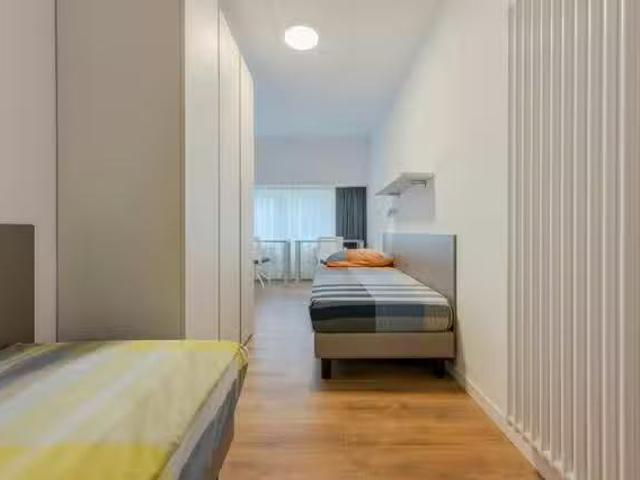 For Rent! 1 BR Via della Malvasia, Trento
