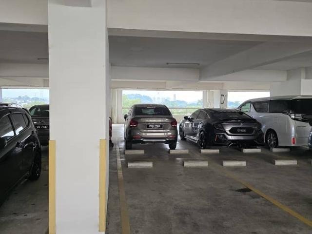 For Rent 1 Private Car Park & Room Saville @ D'Lake, Puchong 2025