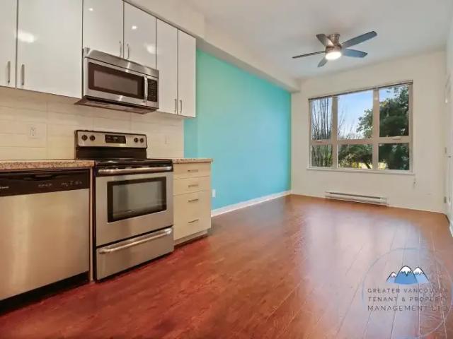For Rent 1.5 Bedroom Condo Vancouver BC DS102468300