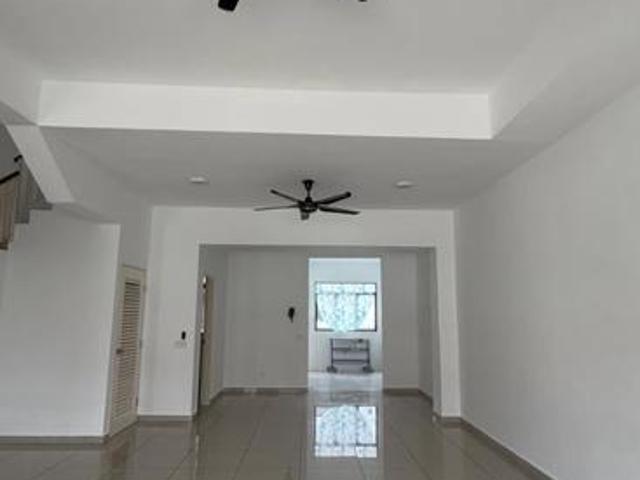 FOR RENT 24 x 76 Double Storey Superlink Terrace Ecohill