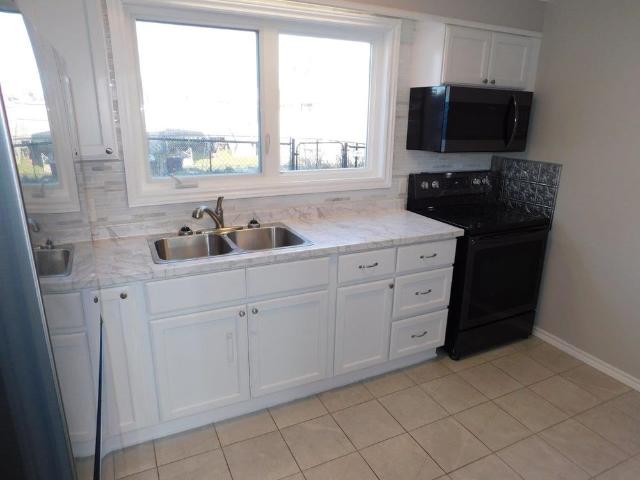 FOR RENT – 25.5 Woodcrest Avenue, Halifax, Nova Scotia