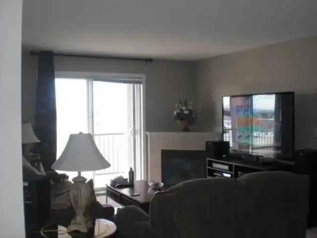 For Rent 2 Bedroom Condo Calgary AB DLS100900969