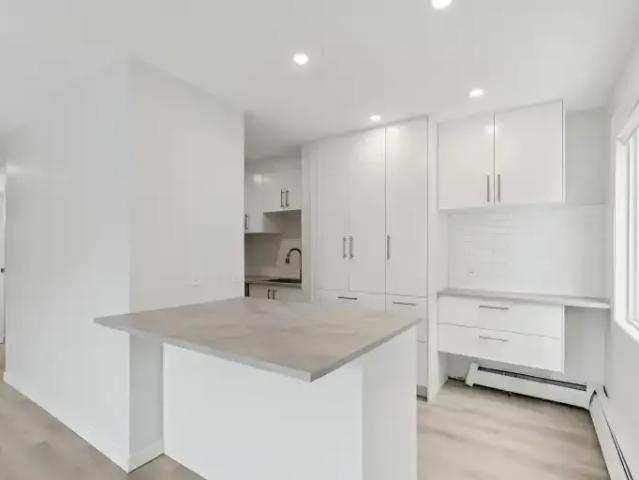 For Rent 2 Bedroom Condo Calgary AB DLS102629461