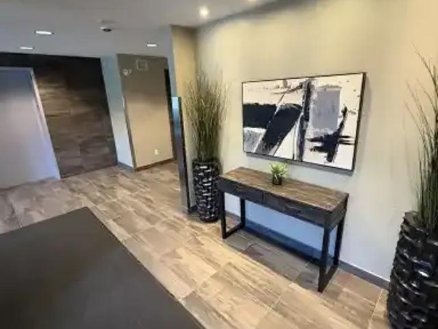 For Rent 2 Bedroom Condo Calgary AB DLS103011867