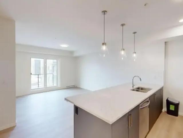 For Rent 2 Bedroom Condo Calgary AB DLS104940736