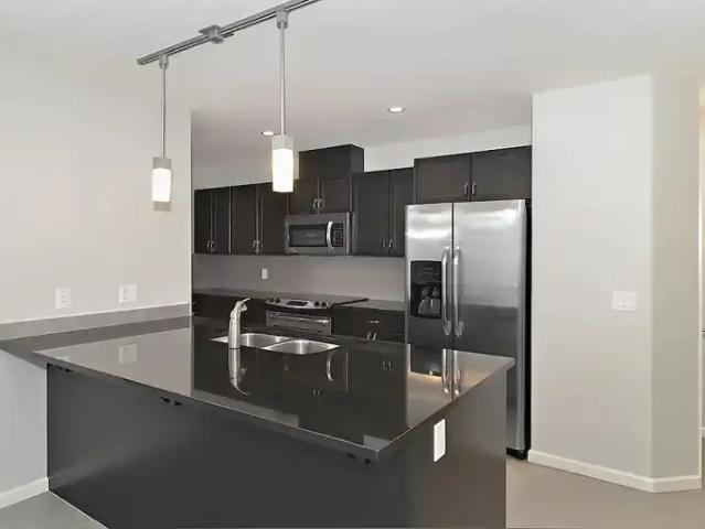 For Rent 2 Bedroom Condo Calgary AB DLS104991539