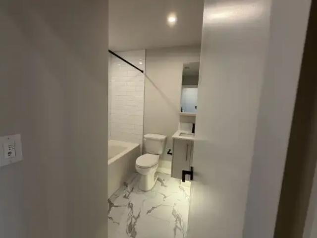 For Rent 2 Bedroom Condo Calgary AB DLS105198672