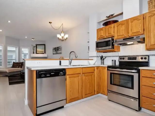 For Rent 2 Bedroom Condo Calgary AB DS101185496