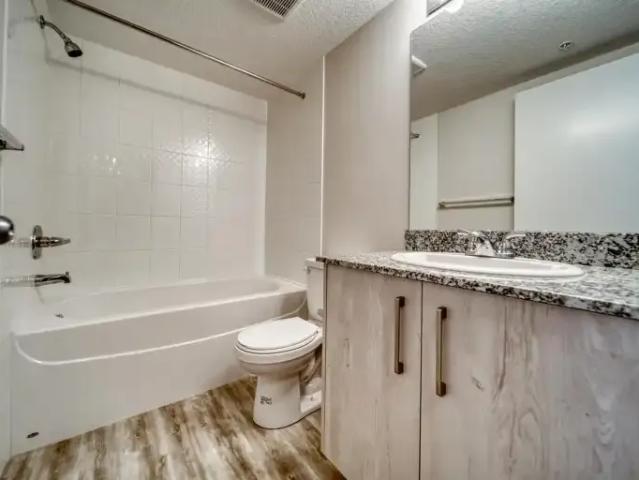 For Rent 2 Bedroom Condo Calgary AB DS102306603