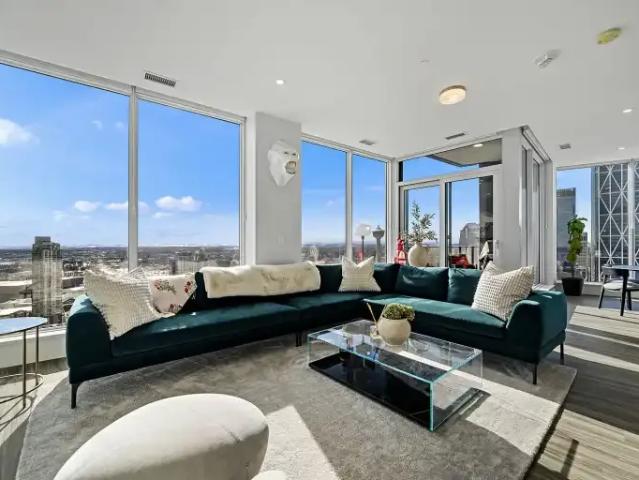 For Rent 2 Bedroom Condo Calgary AB DS102306626