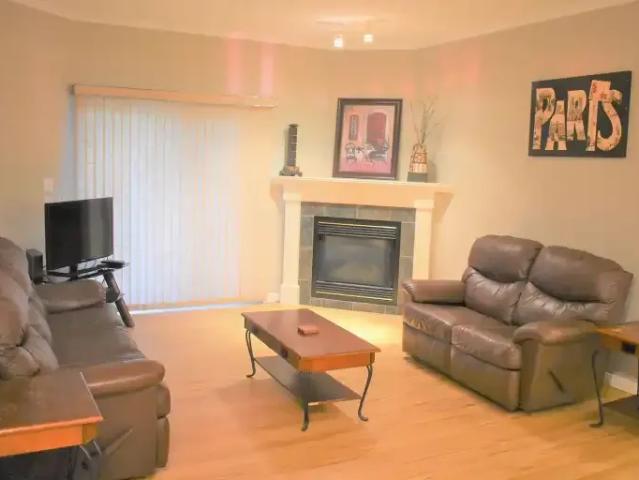For Rent 2 Bedroom Condo Calgary AB DS102434456