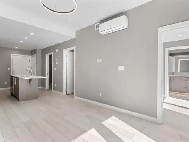 For Rent 2 Bedroom Condo Calgary AB DS102434439