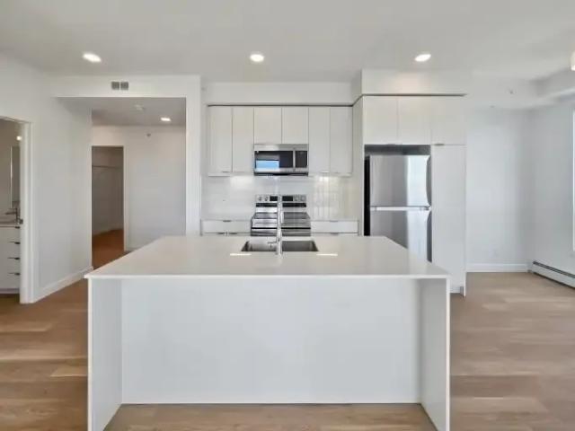 For Rent 2 Bedroom Condo Calgary AB DS102551630