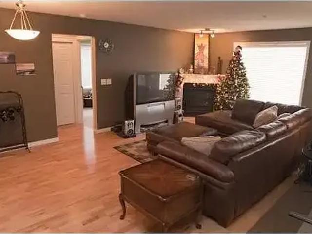For Rent 2 Bedroom Condo Calgary AB DS102587440