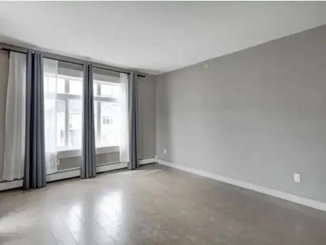 For Rent 2 Bedroom Condo Calgary AB DS102658555